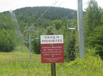 Hiking is PROHIBITED sign, August 2011